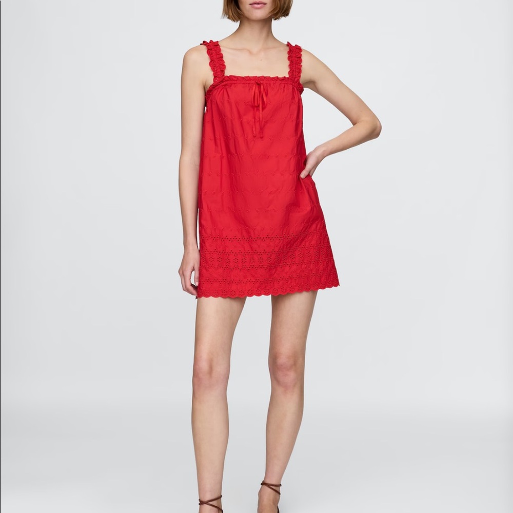 Gap × DÔEN Eyelet Shift Mini Dress